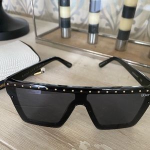 Quay sunglasses